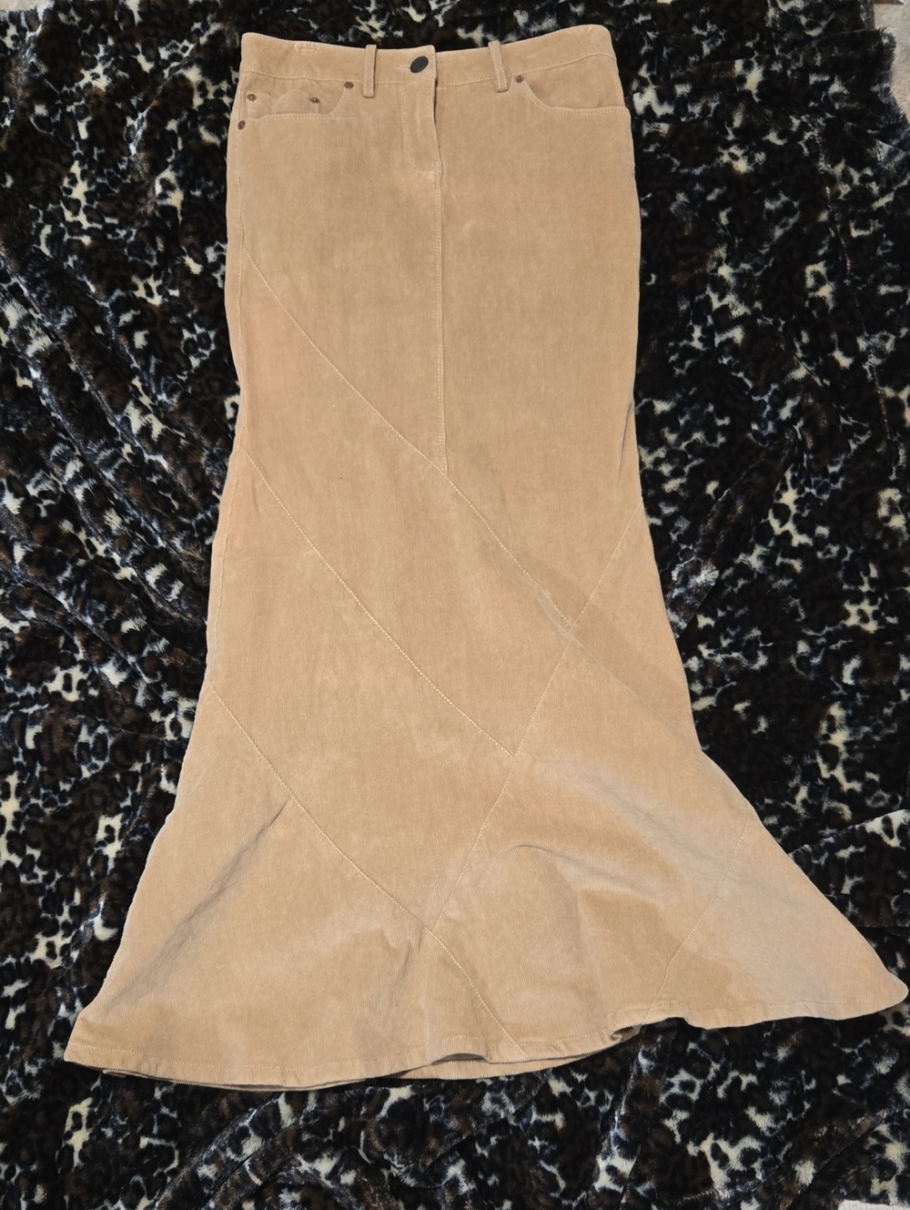 bebe Tan Cordoroy Flared Maxi Skirt, Size 26.
